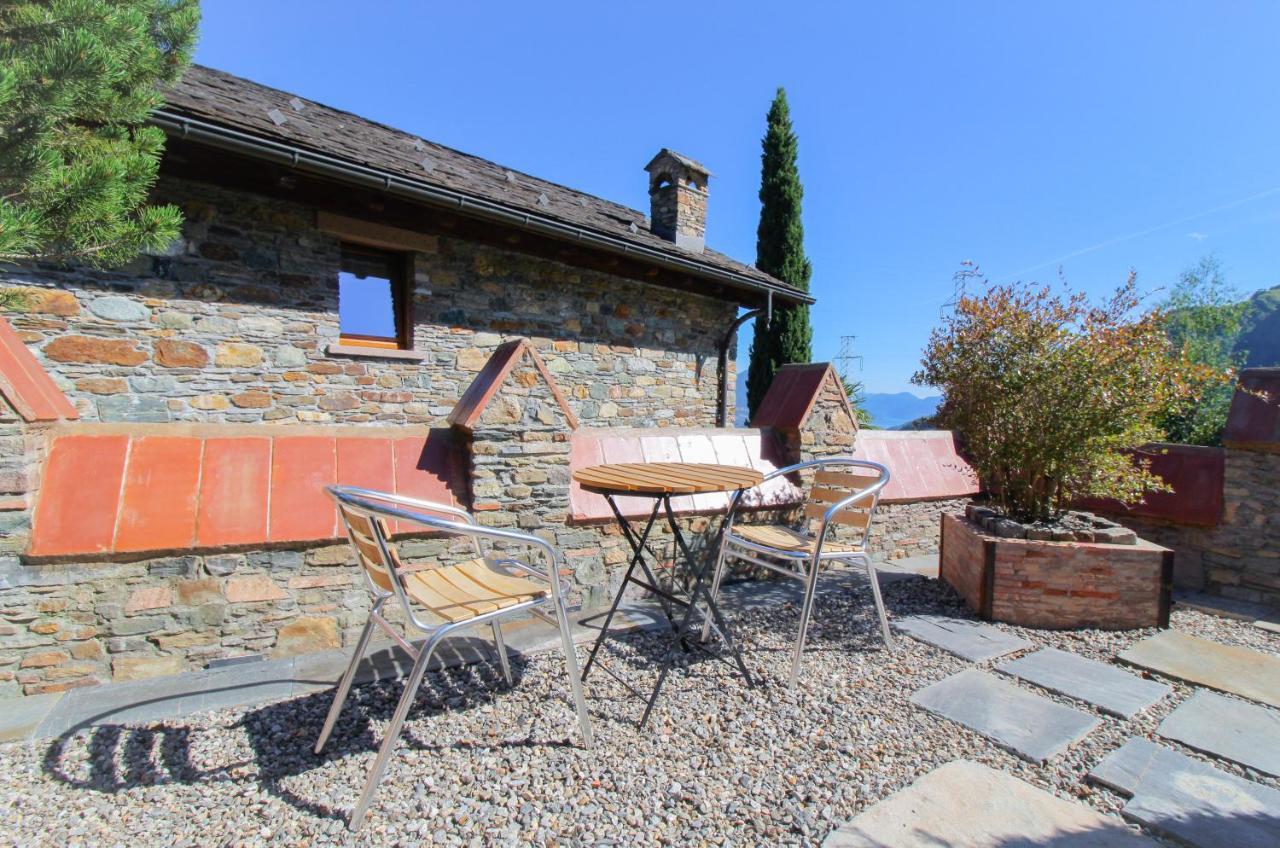 Appartamento Residenza Castellum Stazzona Esterno foto